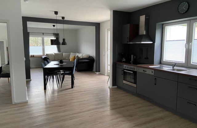 Vacation apartment/apartment for 6 guests with 104m² in Heide (92318)