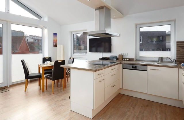 Vacation apartment/apartment for 4 guests with 65m² in Laboe (294417)