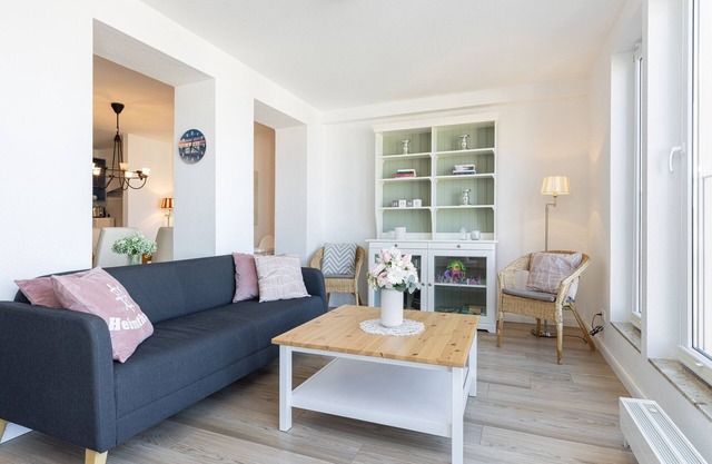 Vacation apartment/apartment for 4 guests with 68m² in Laboe (294452)