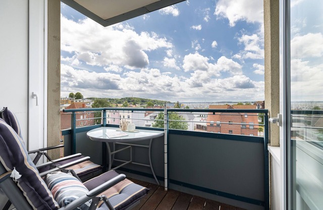 Vacation apartment/apartment for 5 guests with 46m² in Laboe (294462)