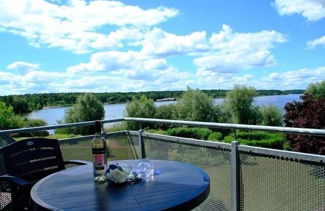 Vacation apartment/apartment for 4 guests with 80m² in Waren (25294)