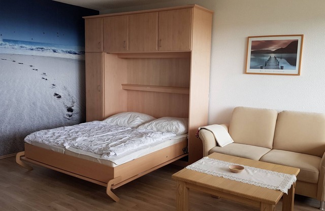 Vacation apartment/apartment for 2 guests with 38m² in Holm (20379)