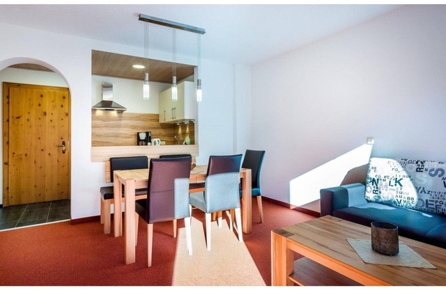 Vacation apartment/apartment for 4 guests with 60m² in Tux (296137)