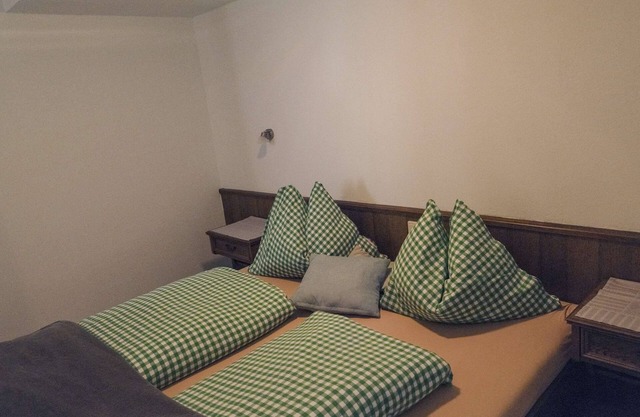 Vacation apartment 2 persons 7 - House Hahnenkamm