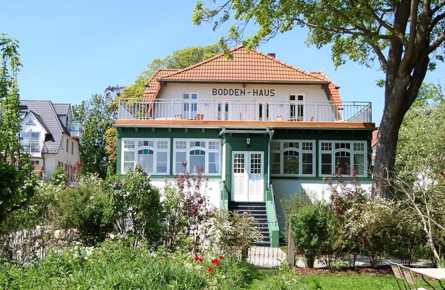 Vacation apartment "Boddenhaus Apartment 5" - on the 2nd floor approx. 43 m² for 2 persons