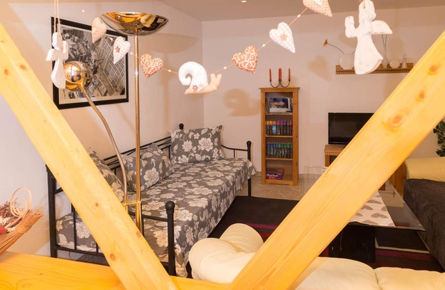 Vacation apartment below the vineyards in Radebeul, 3 min. walk to Schloss Wackerb.