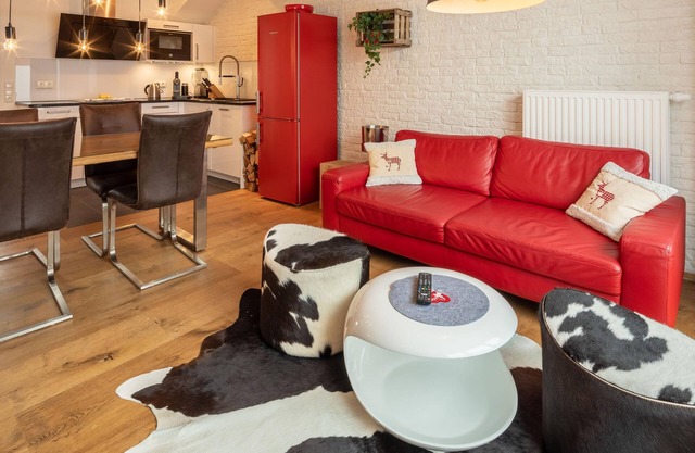 Vacation apartment "Chalet am Breitenberg 8"