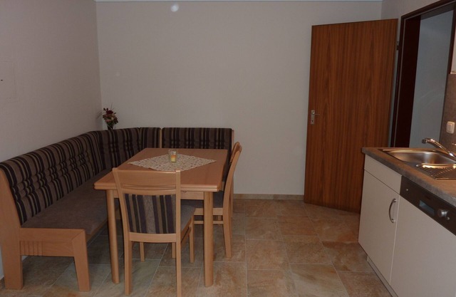 Vacation apartment Chiemsee, 65sqm, terrace, 1-5 persons