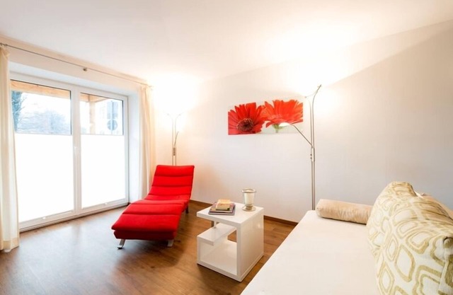 Vacation apartment 4, 34 sqm, upper floor with south-facing balcony