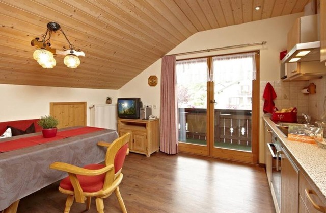 Vacation apartment Großenast - Guesthouse Alpina