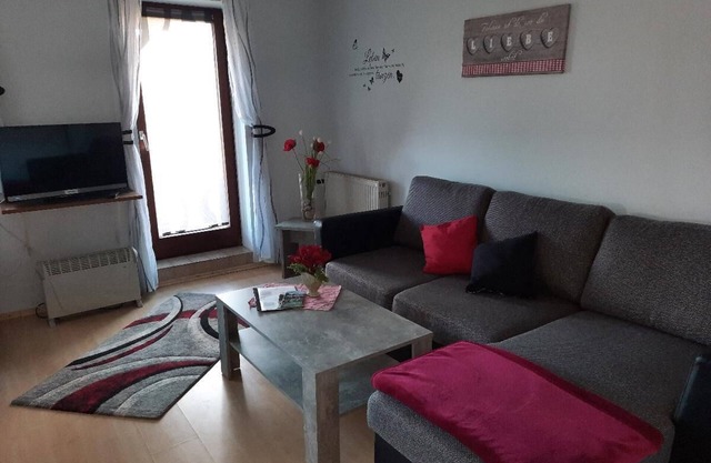 Vacation apartment (45sqm) with access to the bathing pond