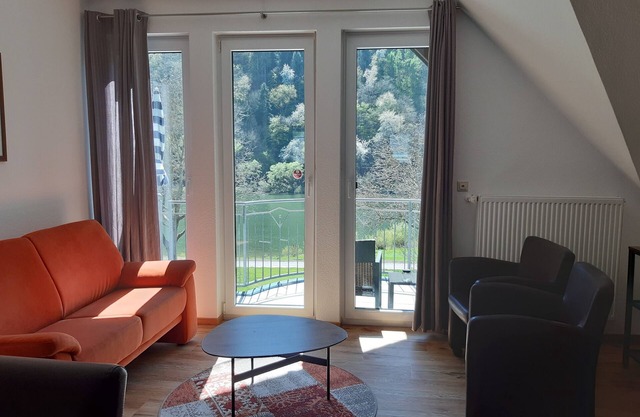 Vacation apartment/apartment for 4 guests with 70m² in Ediger-Eller (157101)