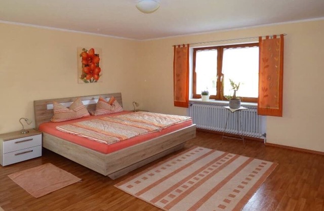 Vacation apartment with terrace and mountain view of the Hoher Bogen