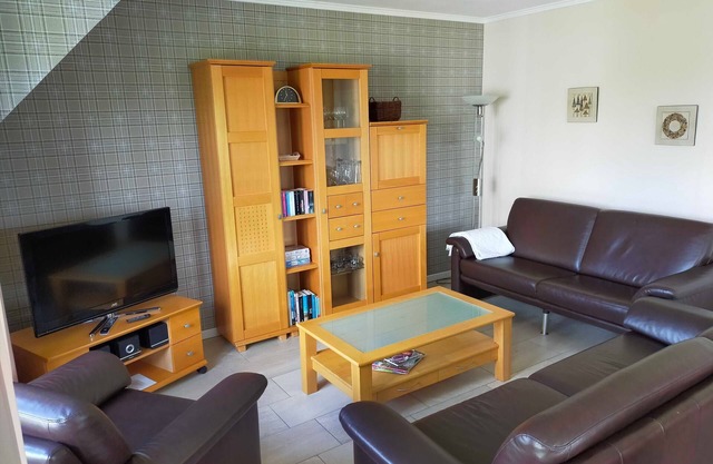 Vacation apartment Alide, 92sqm, max. 8 pers. - Vacation cottage Adamla, 65319