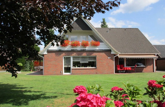 Vacation apartment - Altes- Land - Haselhuhn family - Holiday apartment