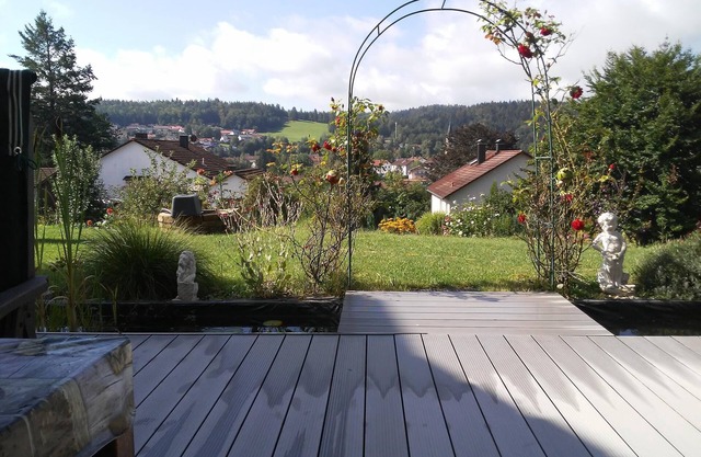 Vacation Apartment "Anita Benz" with Mountain View, Terrace & Garden