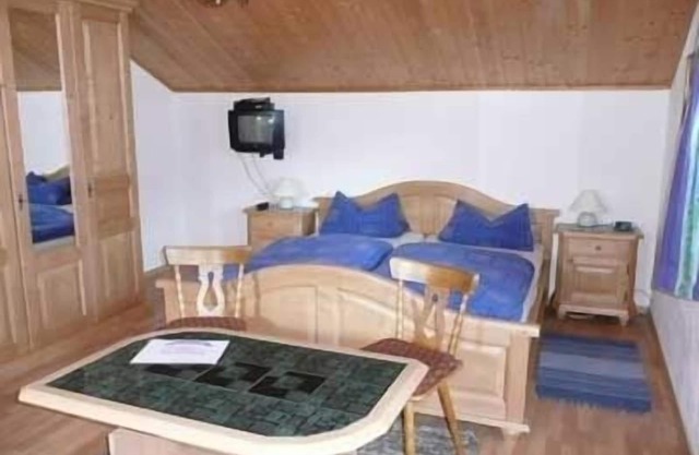 Vacation apartment 2, 50 sqm, up to 4 persons, 2 bedrooms, 3 balconies, WLAN