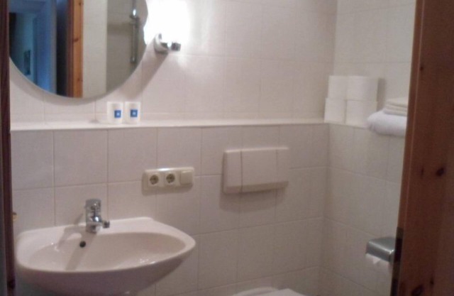 Vacation apartment 60 sqm, up to 4 persons, 2 bedrooms, balcony, WLAN