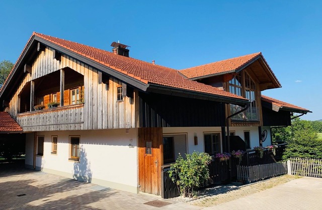 Vacation apartment/apartment for 4 guests with 65m² in Wackersberg (169498)