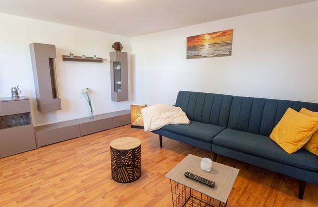 Vacation apartment first floor - Holiday apartments at the marina