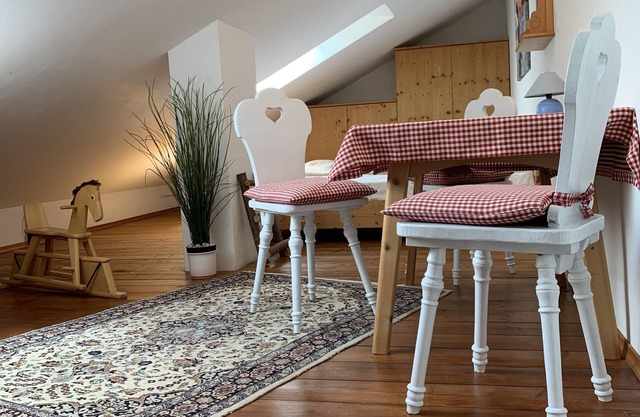 Vacation apartment for 2-5 pers. with attention to detail in the foothills of the Alps
