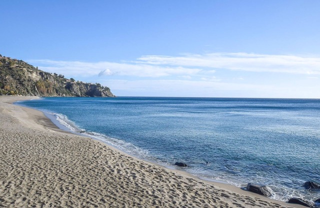 Vacation apartment for family in inland Calabria.