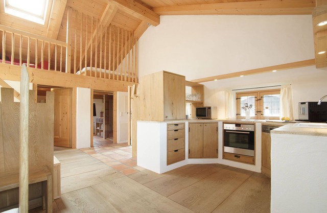 Vacation apartment Helena, 53 m², 1 bedroom, sleeping gallery, balcony