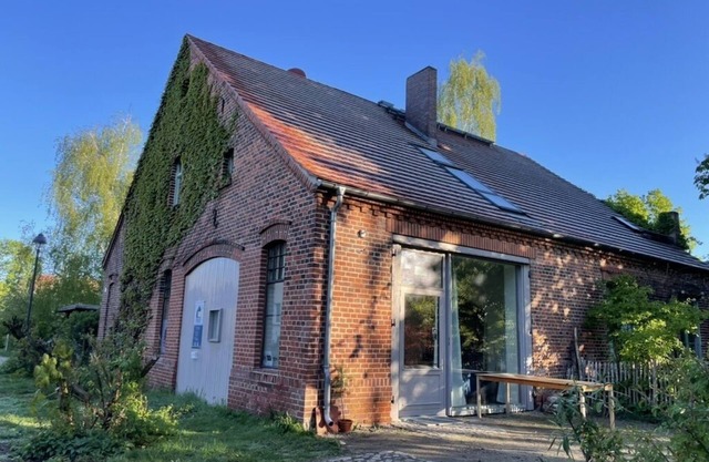Vacation apartment in Ribbeck opposite the pear tree and church