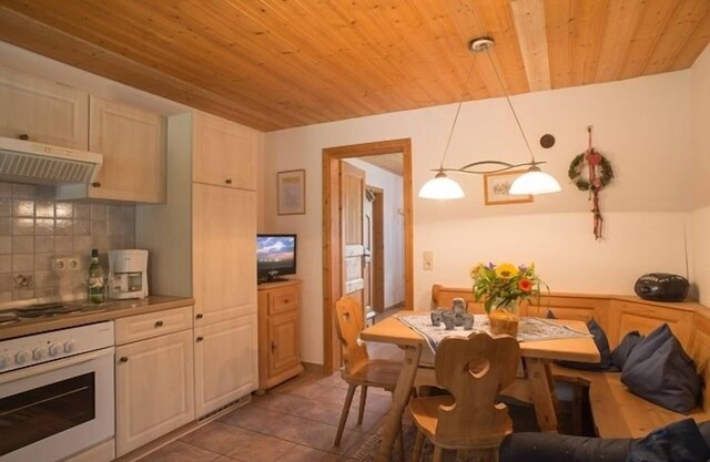 Vacation apartment no. 2, 30 sqm, 1 bedroom, terrace, 4 stars, 3 pers.