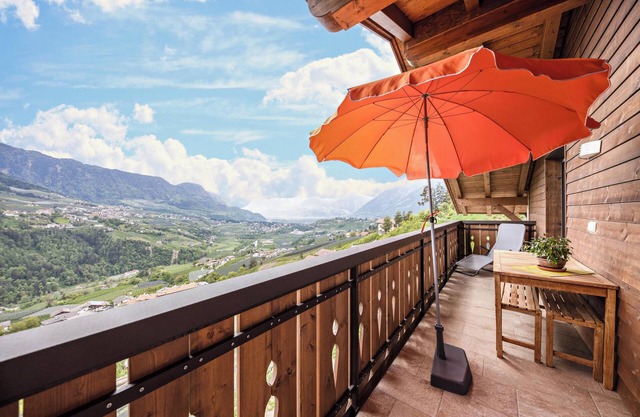 Vacation Apartment "Panoramawohnung Annaheim" with Mountain View, Balcony & Garden