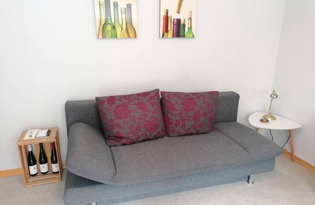 Vacation apartment Rivaner, shower, WC, terrace - Ferienweingut Hensler