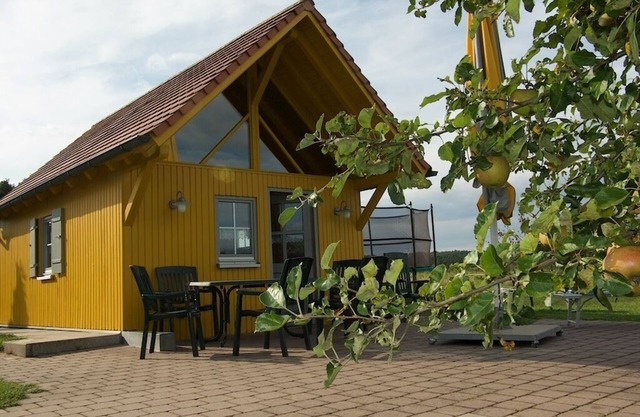 Vacation apartment "Sonnenschein" with balcony