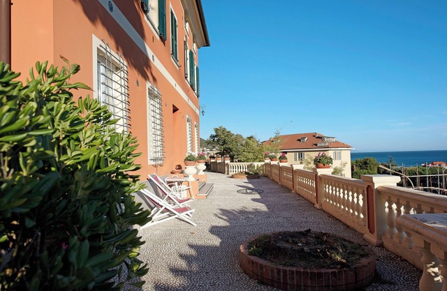 Vacation Apartment Trilocale in villa vista mare Apt 2 with Sea View