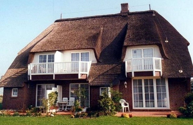 Vacation apartment under a thatched roof