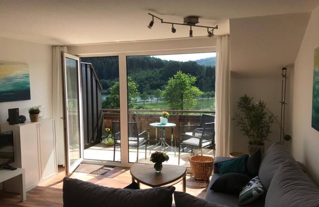Vacation apartment with lake view and close to the ski slopes