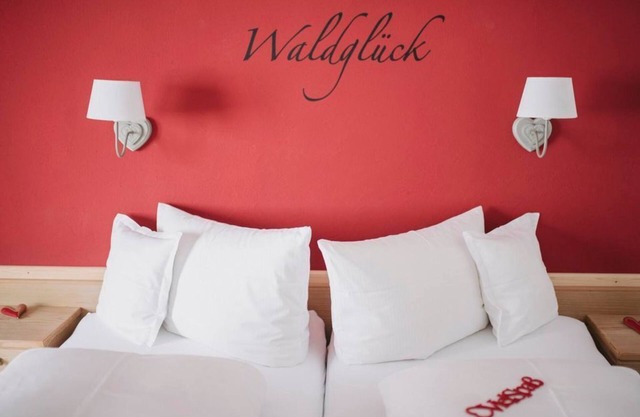 Vacation apartment Waldglück - Guesthouse Sonnenplatzerl