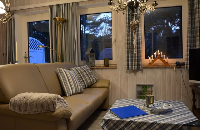 Vacation apartment with 2 bedrooms, terrace and beach chair