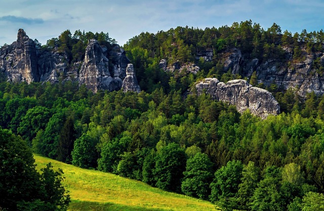 Vacation apartment with balcony - unique view of the rocky world of Rathen