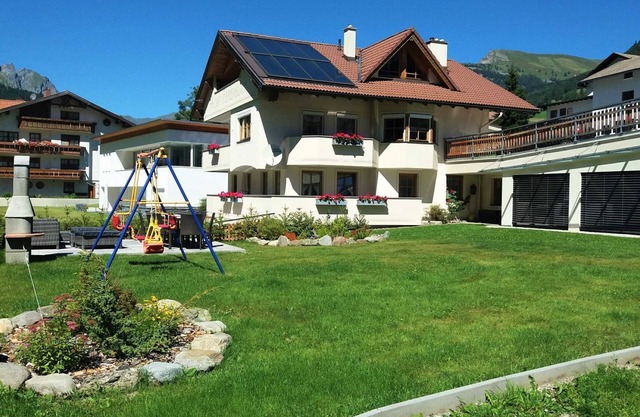 Vacation apartment for 2-6 persons - Alois' Ferienglück *at the ski bus stop*