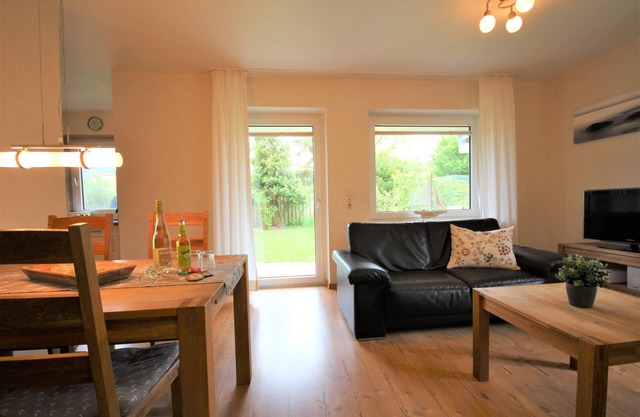 Vacation away from the hustle and bustle for up to 4 people, dogs allowed