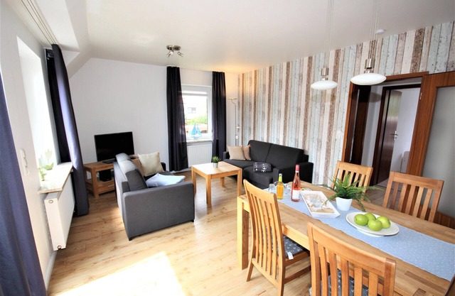 Vacation away from the hustle and bustle. For up to 6 people on the 1st floor with loggia