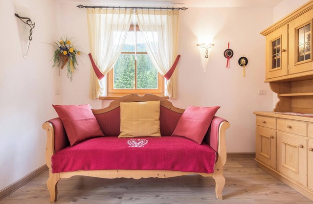 Vacation Chalet Crepes De Sela with Mountain View, Wi-Fi, Balcony & Garden