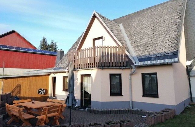 Vacation apartment/apartment for 6 guests with 120m² in Kurort Seiffen/Erzgeb. (146722)