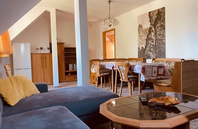 Vacation apartment "Lehnsteig", 2 bedrooms - Holiday home Schrammsteinblick