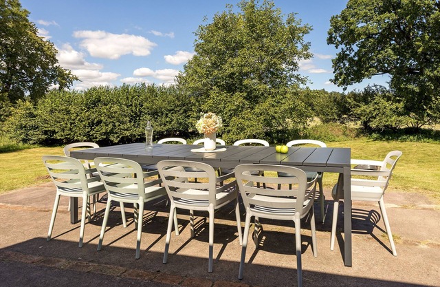 Vacation home for 12 guests with 210m² in Seedorf OT Hornsmühlen (294670)