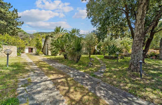 Vacation Home "The Loft Of Stars" with Mountain View, Private Terrace & Wi-Fi