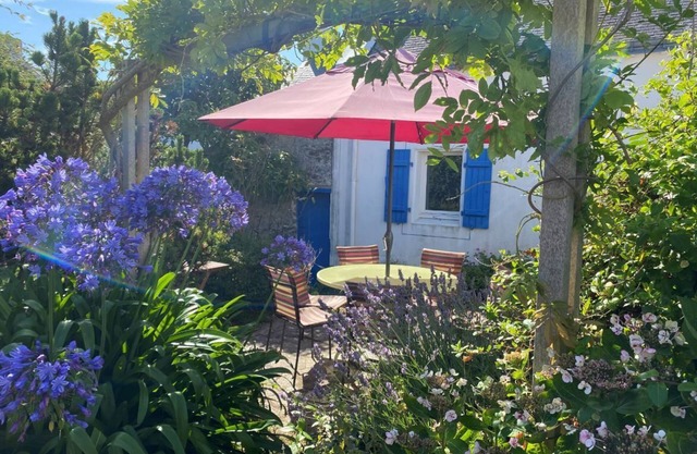 Vacation home 10 minutes' walk from the beach and wild coastline