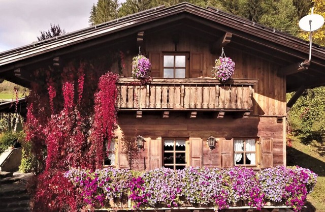 Vacation home (100sqm) with two balconies and terrace