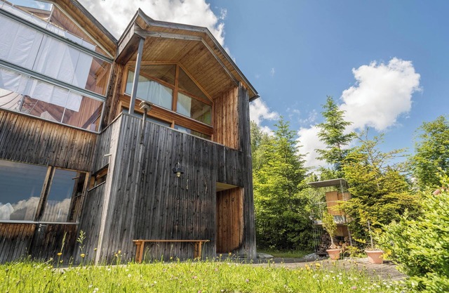 Vacation Home "Haus der Sinne Bregenzerwald" with Mountain View & Balcony