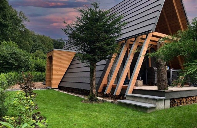 Vacation home Baumberge, Adlerhorst directly on the edge of the forest